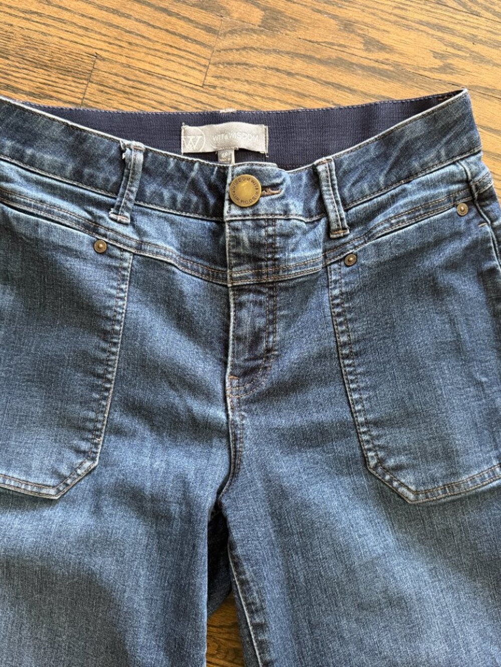 Wit & Wisdom High Rise, Wide Leg Jeans - Size 6P - Picture 4 of 6